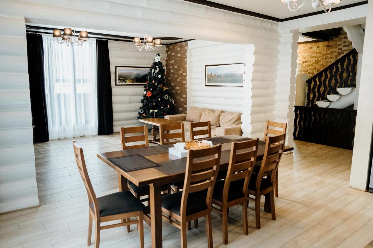Westhills Cottage Town & Spa Bukovel Exterior photo